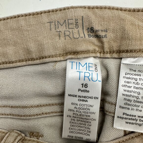 Time and Tru Bootcut Women's size 16P Beige Tan Denim Jeans - Picture 3 of 4